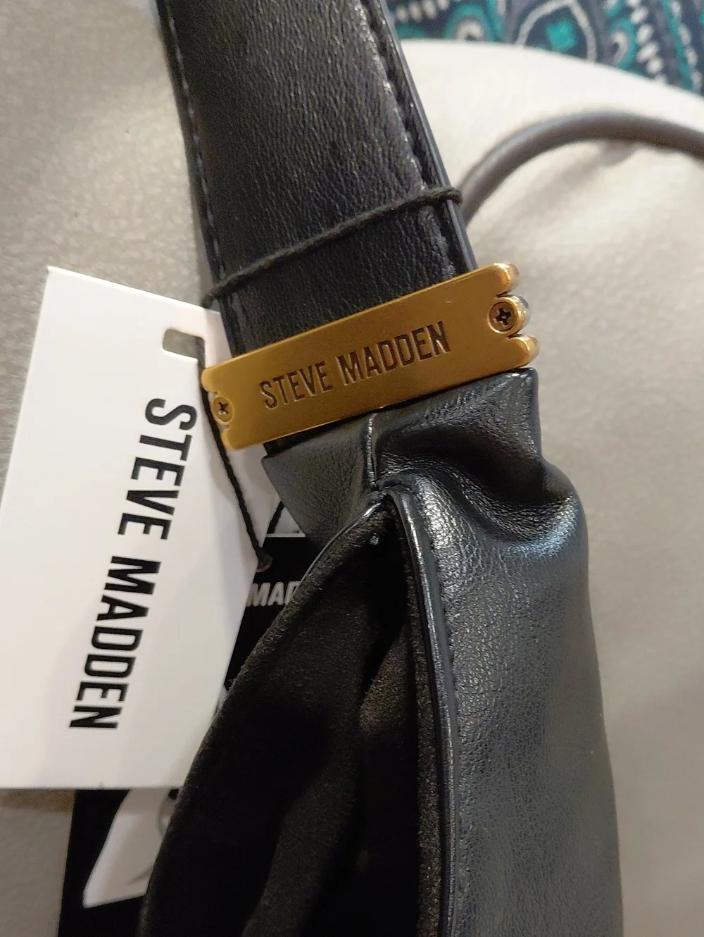 STEVE MADDEN HOBO 2 PIECE SET